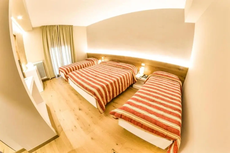 Superior Quadruple room