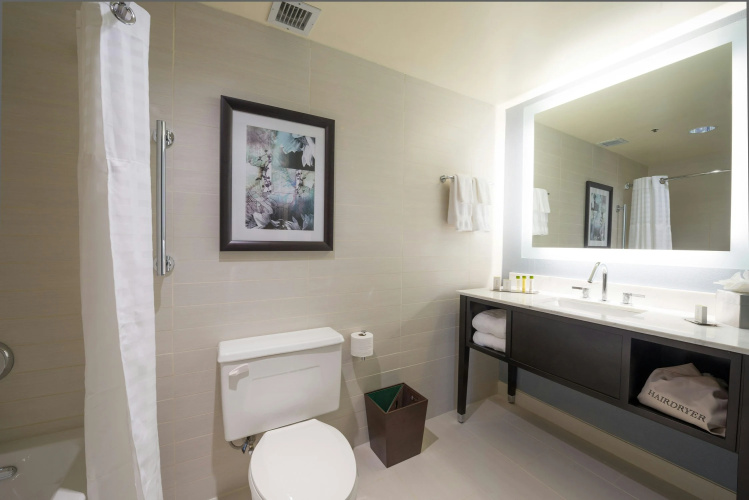 DoubleTree by Hilton Binghamton photo 9