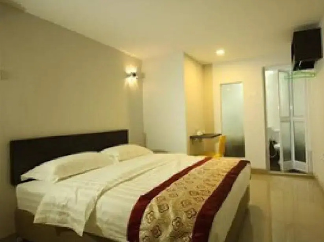 Starway Hotel