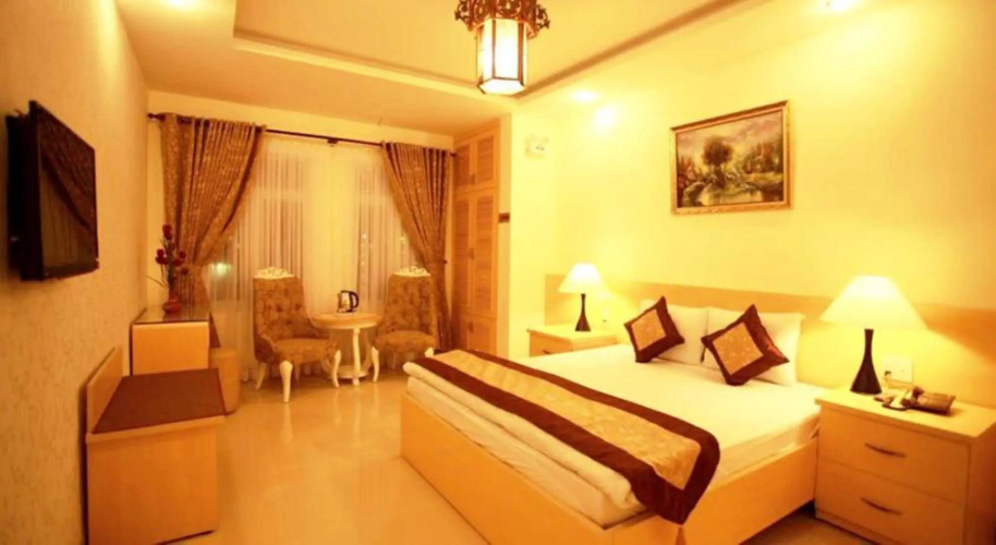 Tulip Hotel 2