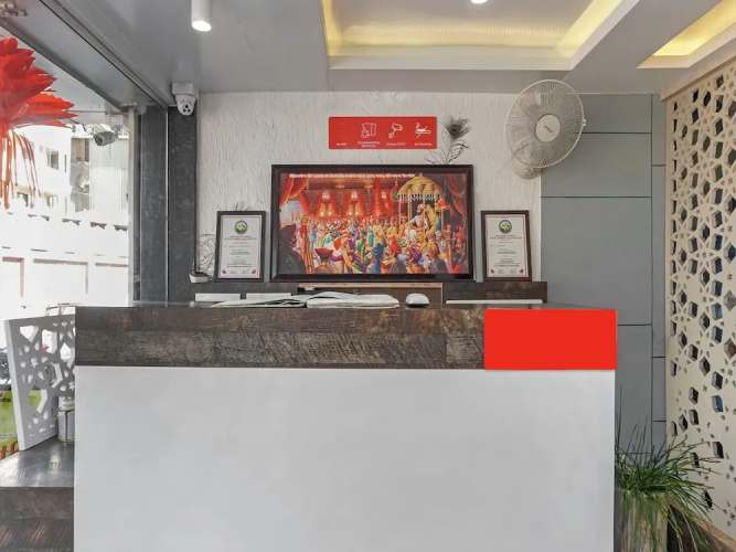OYO 22571 Hotel Sarathi