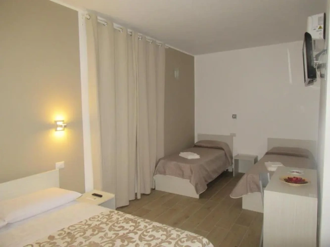 Standard Quadruple room