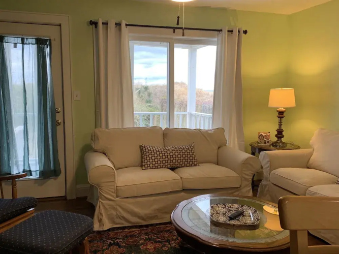 Beach Front On The Bay 3 Bedroom Bungalow