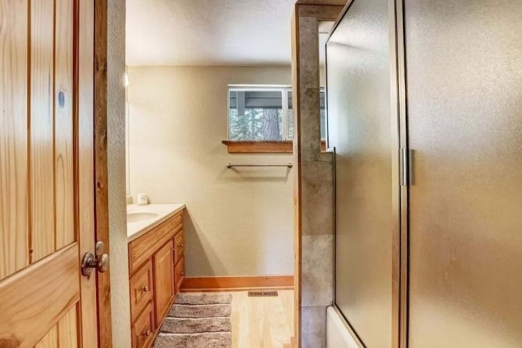 Bear Pause 4BR Large Deck & Balcony