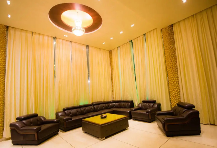 Hotel Mittal Avenue