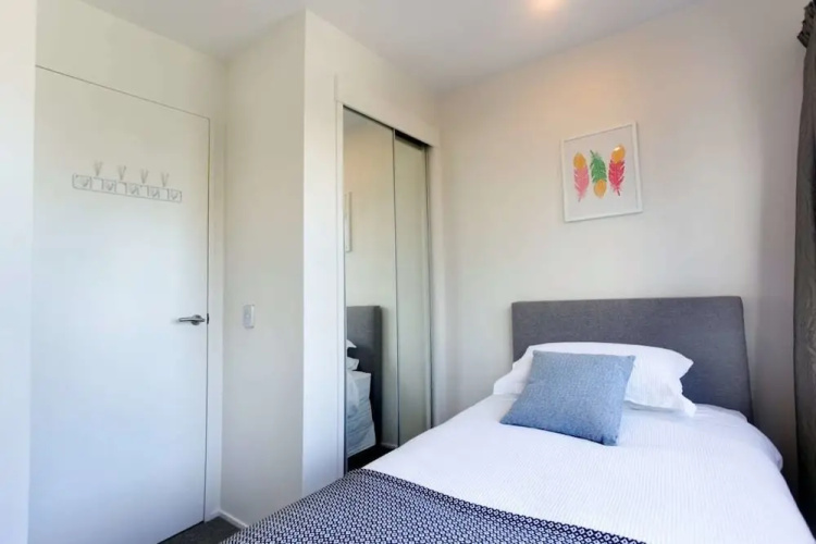 Stunning Views Central Apartment