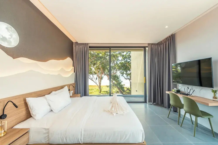 Merbrisa Rayong - Ao khai beachfront