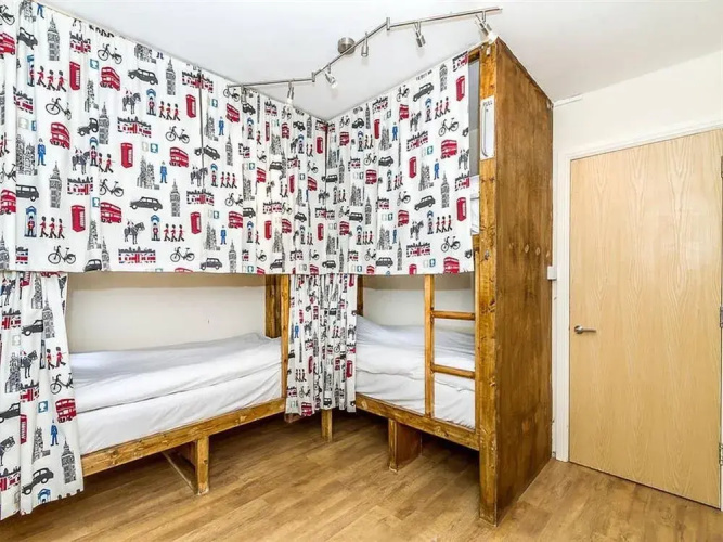 Alexandra Hostel