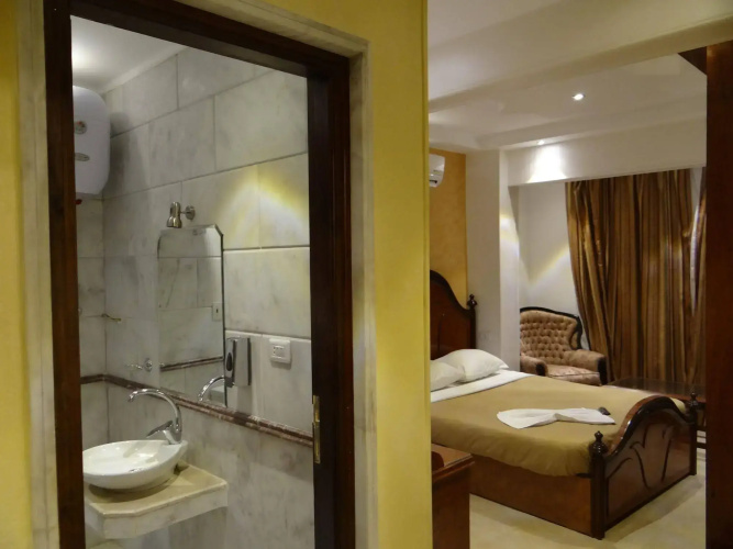 Dreamers Hotel