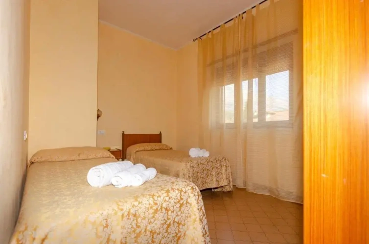 Economy Twin room