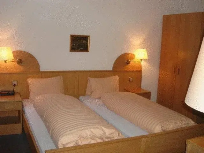 Hotel Grischuna AG
