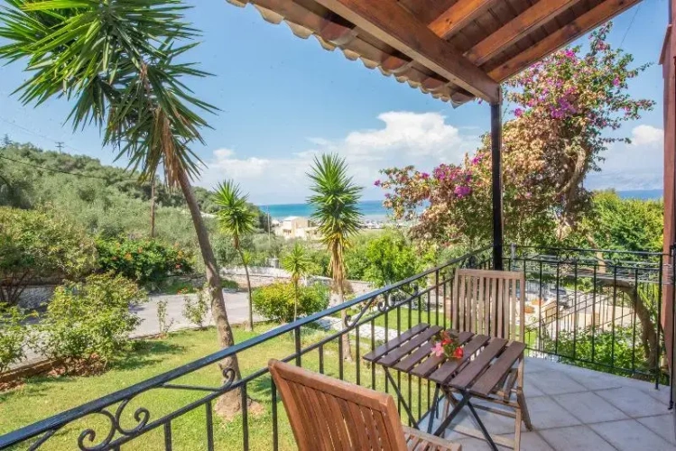 Studio with balcony and with partial sea view