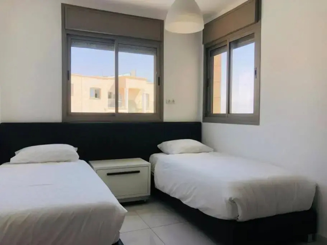 Private Pool, 3Br Garden Apartment, Aquarelle