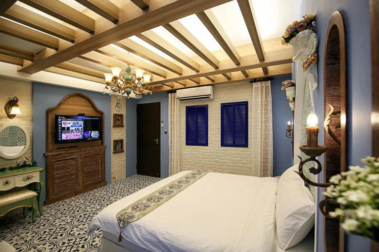 J.T World FunTrip B&B