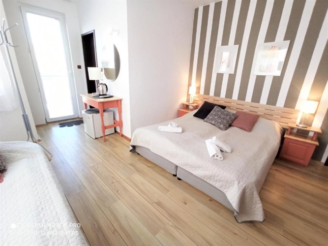 Standard Triple room with balcony