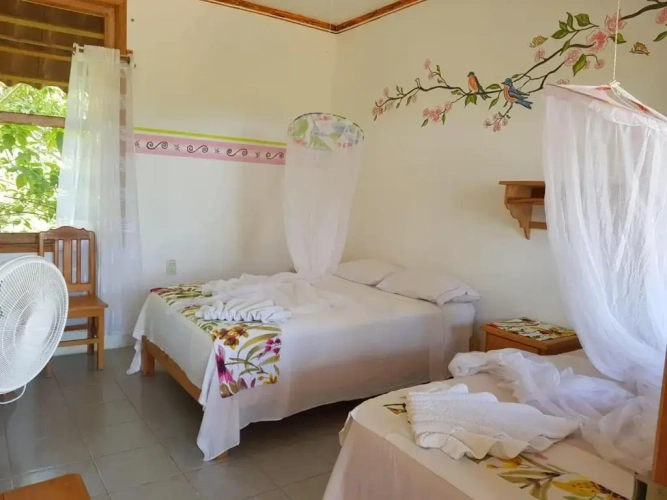 Standard Triple room with sea view