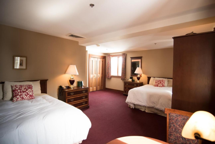 Bertram Inn at Glenmoor