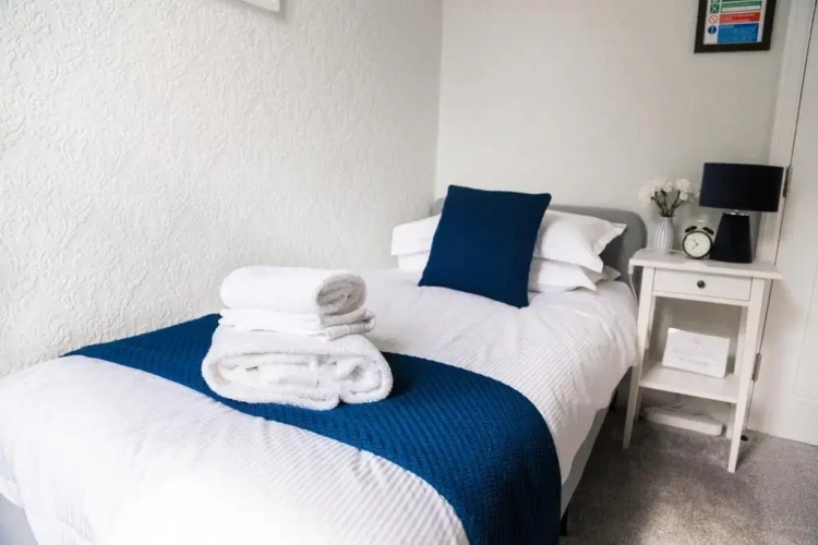 Standard Single room