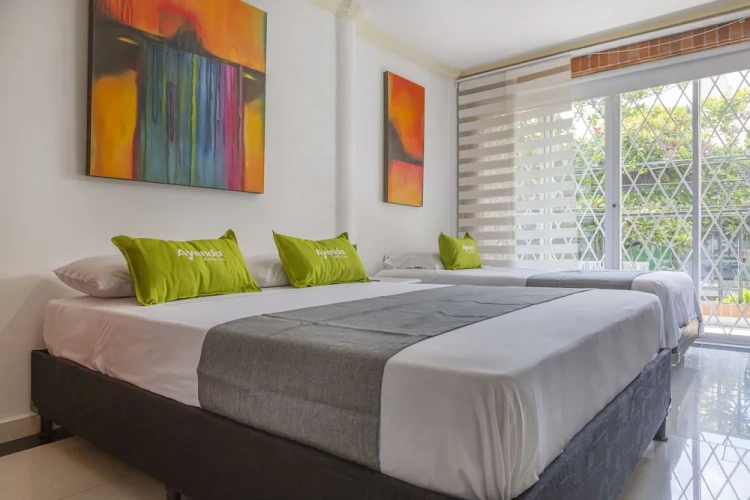 Standard Triple room with balcony