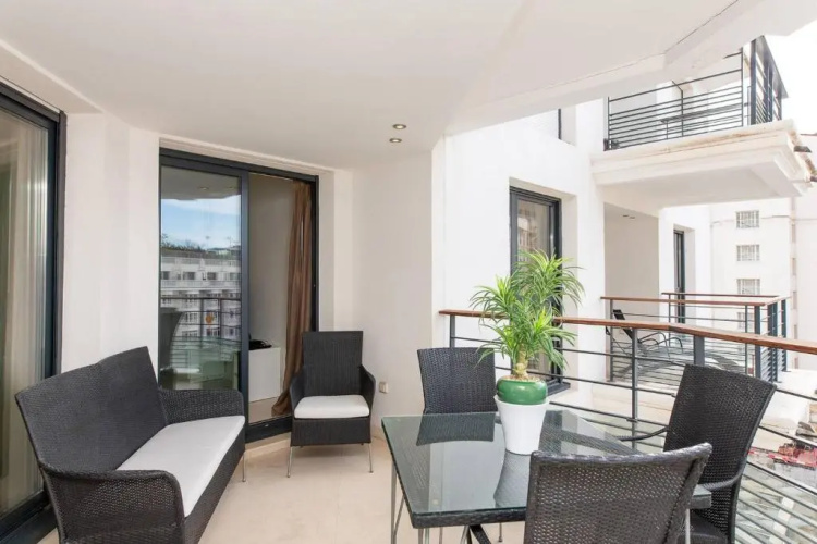 Carlton Riviera: Luxury 2 Beds/ 2 Baths