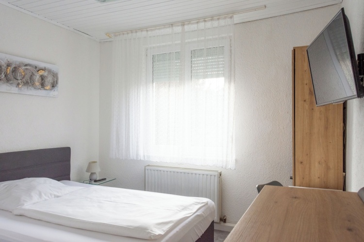 Deluxe Single room