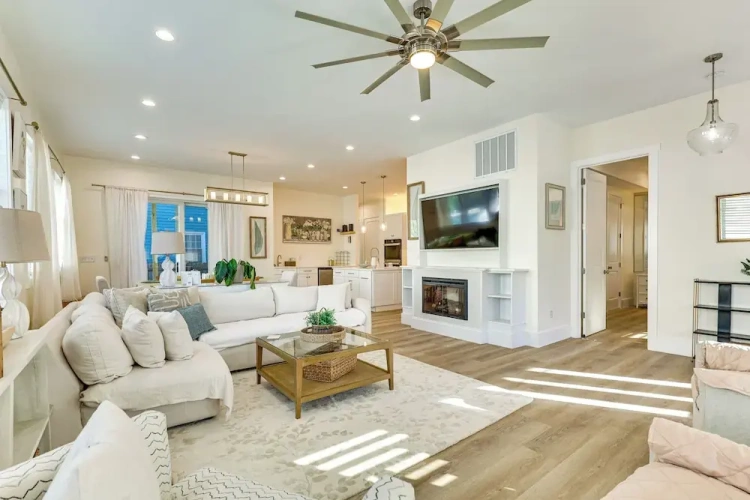 3 Bedrooms Apartment