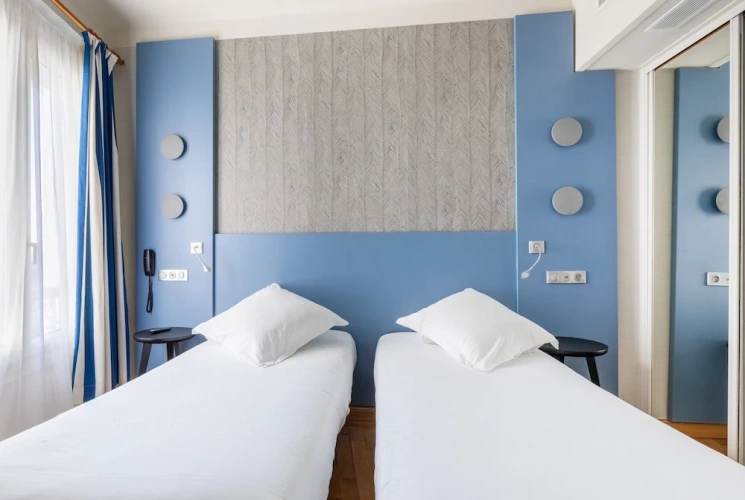 Standard Double room with courtyard view