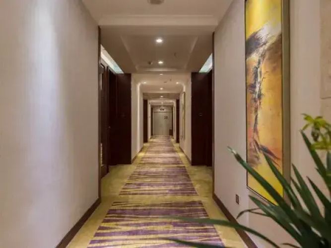 Lufeng Yating Holiday Hotel