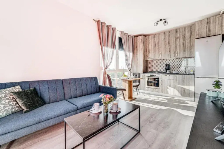 ARI Brownie Apartment