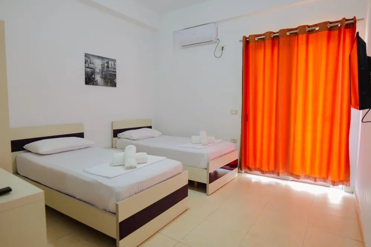 Standard Twin room with balcony and with sea view