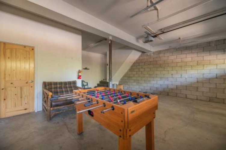 40289 Lakeview Home