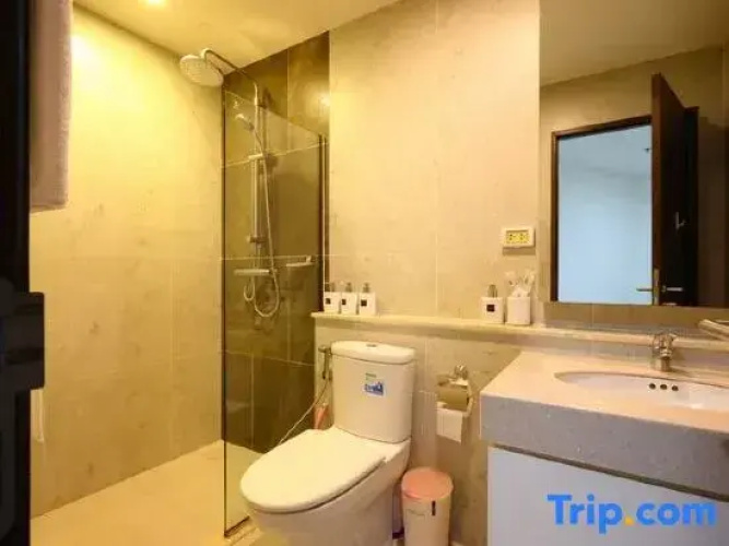 Specious Luxury 2 bedrooms Apt.