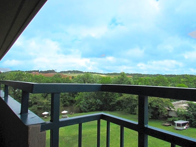 Superior Quadruple room with balcony and with mountain view
