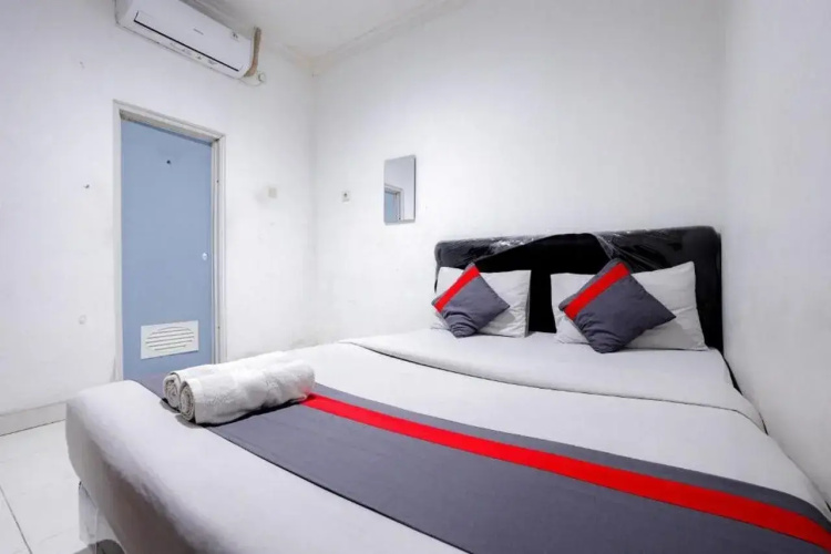 Hotel O J&b Rooms Tomang