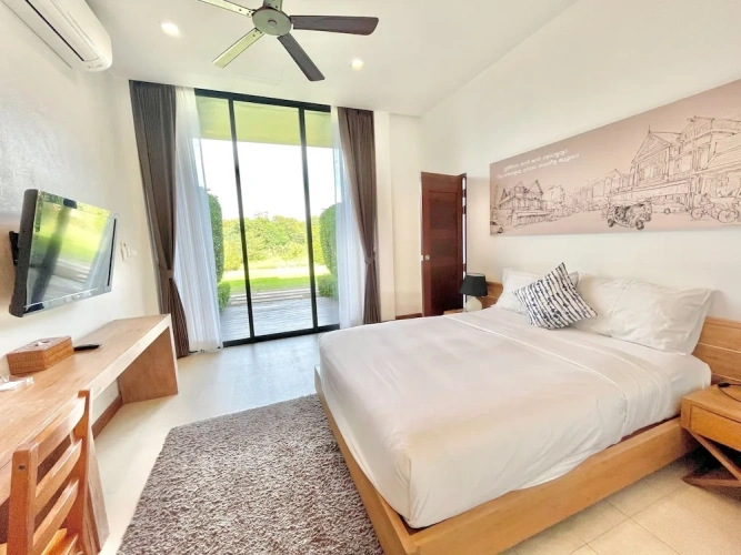 1 Bedroom Deluxe room with balcony