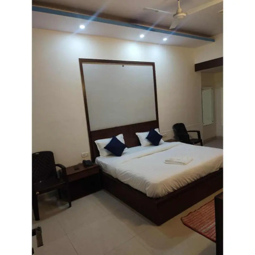 Hotel Noida Dreamz 44