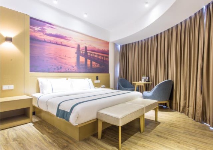 Standard Double room with view