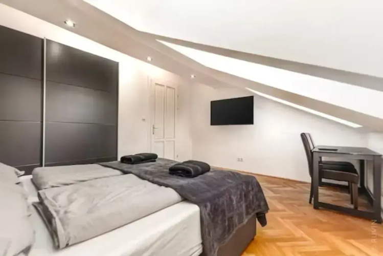 Designer Apartments - Near Reumannplatz
