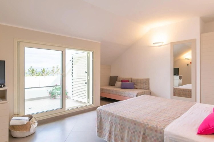 Albergo Punta De L'est