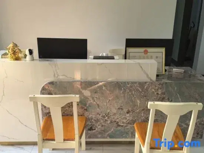 Yunting Apartment