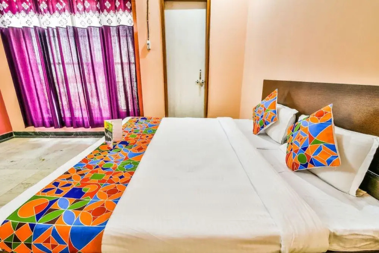 FabHotel Casa Meera Boutique