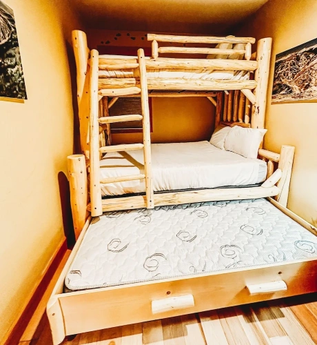 2 Bedrooms Cottage