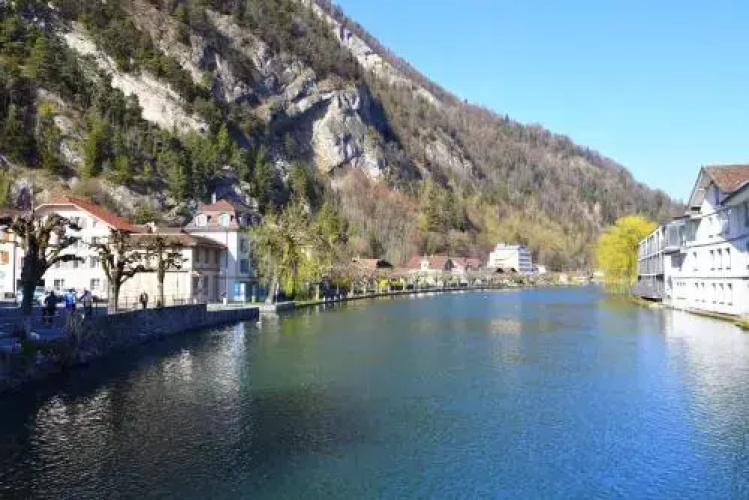 The River Holiday Apartment