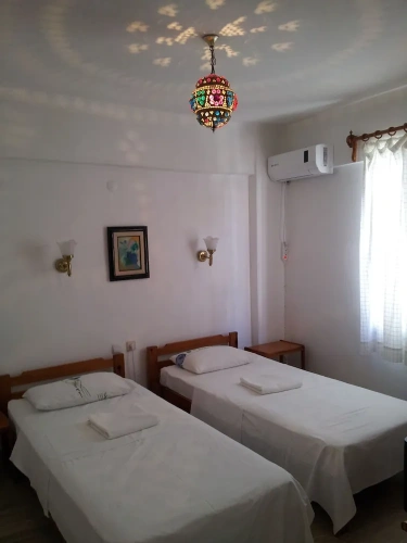 Standard Triple room with view