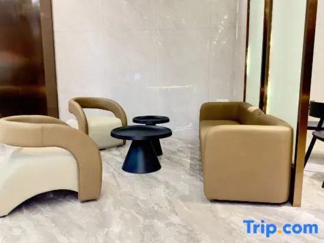 MAX Hotel
