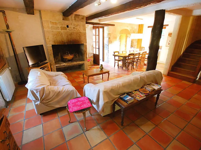 House Lavit Puy-lEveque