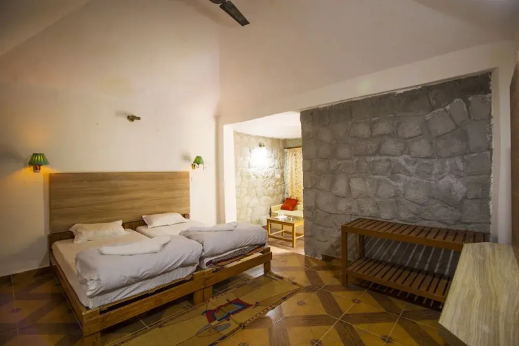 Jungle King Resort