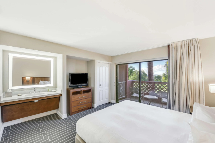 Hilton Phoenix Tapatio Cliffs Resort