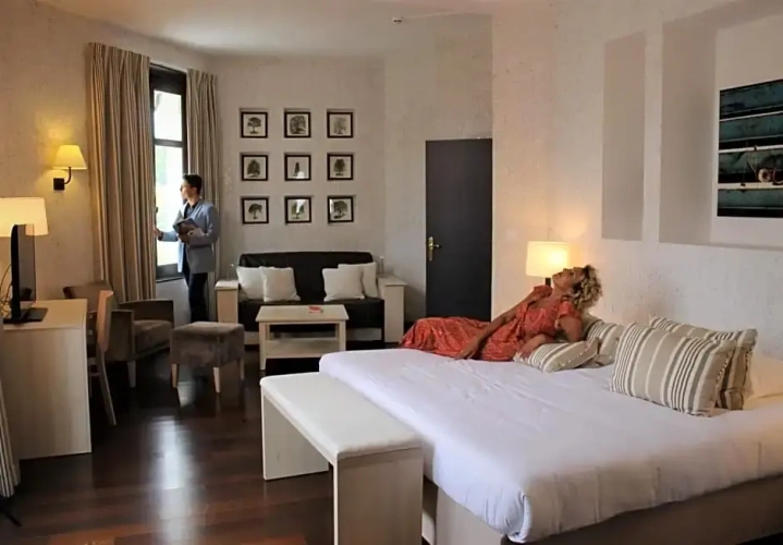 Deluxe Suite