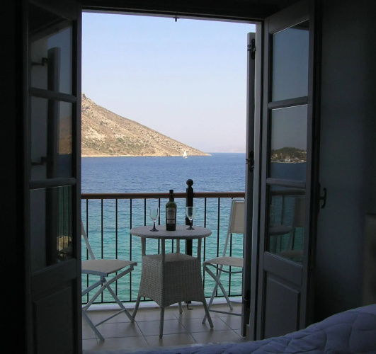 MasouriBlu Boutique Hotel